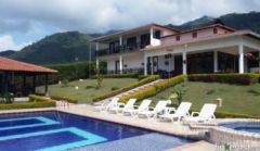 ALQUILO HERMOSA FINCA EN EL LAGO CALIMA  - Finca en Calima, Valle del Cauca